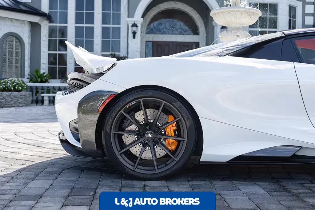 2022 McLaren 765LT Spider