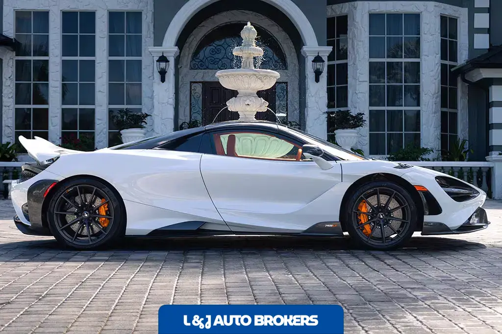 2022 McLaren 765LT Spider