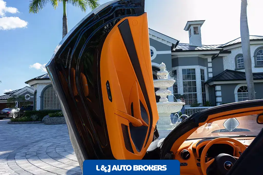 2022 McLaren 765LT Spider