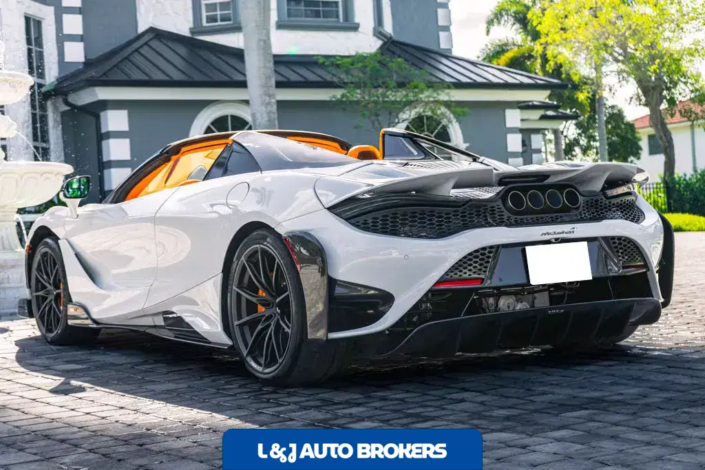 2022 McLaren 765LT Spider