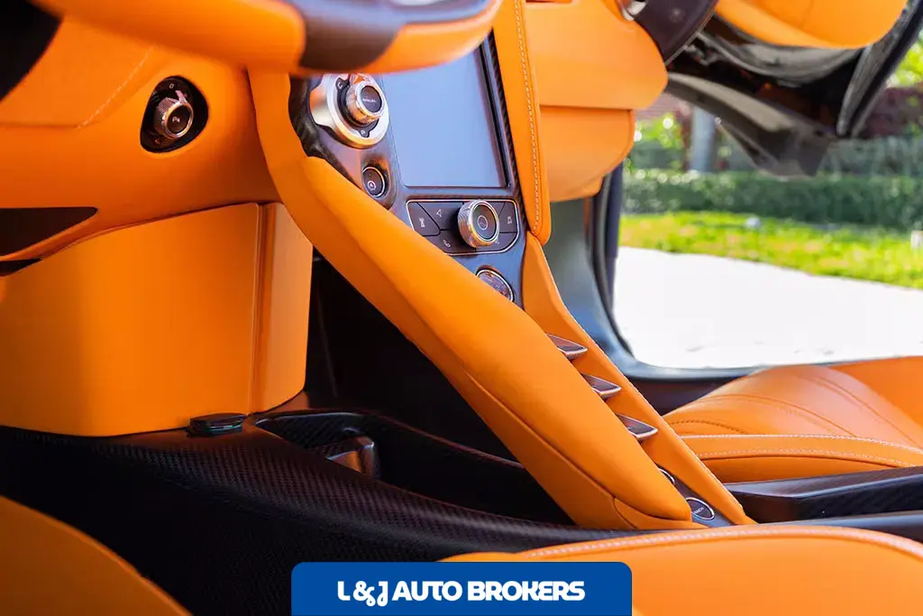 2022 McLaren 765LT Spider