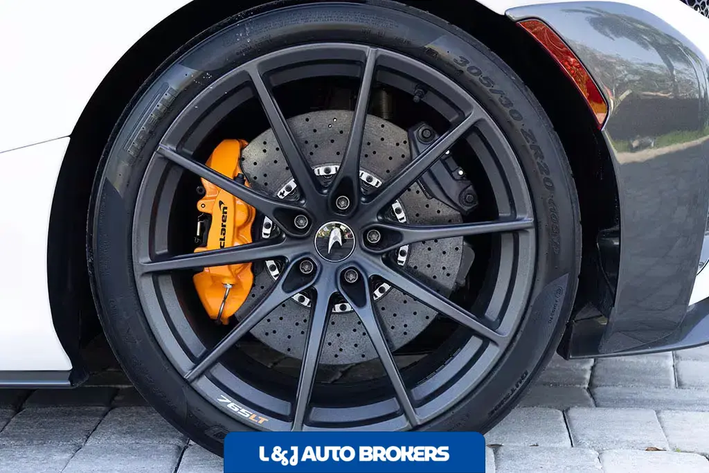 2022 McLaren 765LT Spider