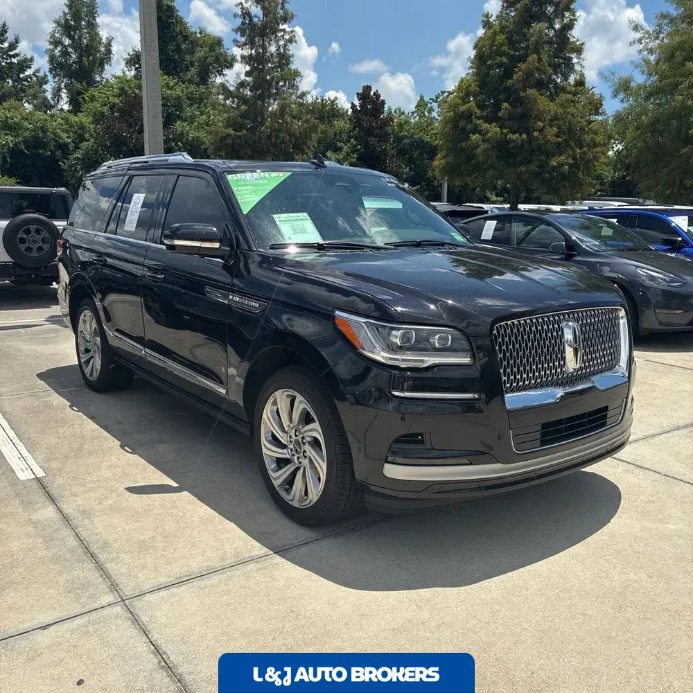2024 Lincoln Navigator Premiere