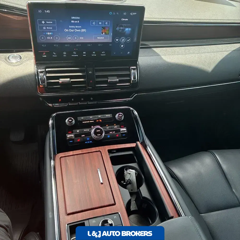 2024 Lincoln Navigator Premiere