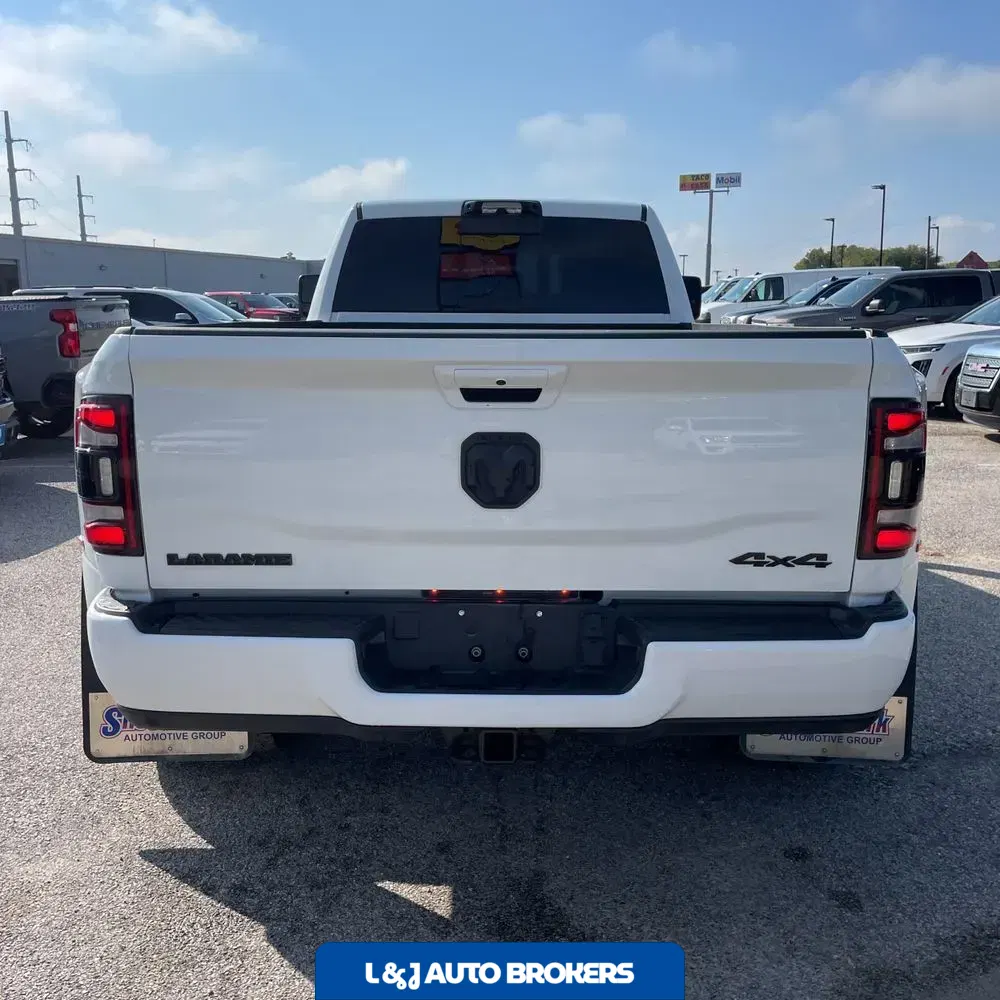 2024 Ram 3500 Laramie