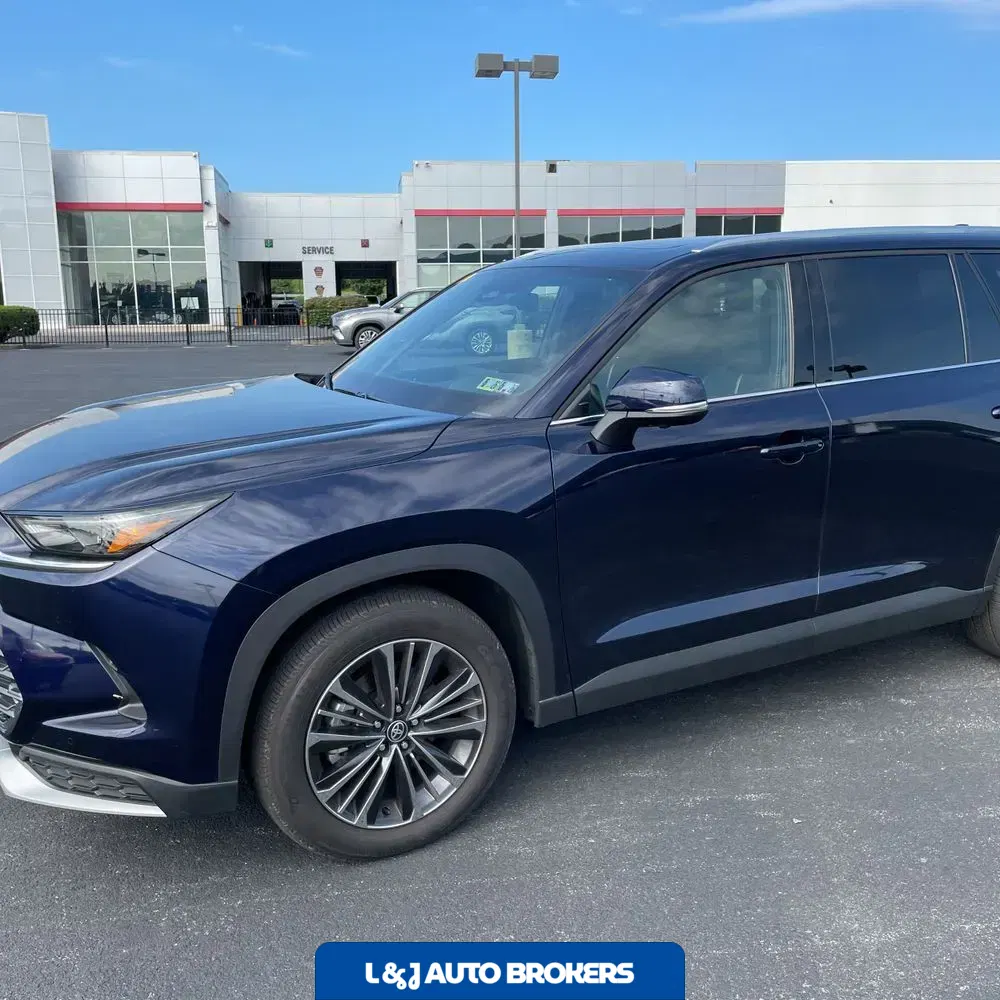 2024 Toyota Grand Highlander Hybrid MAX Platinum