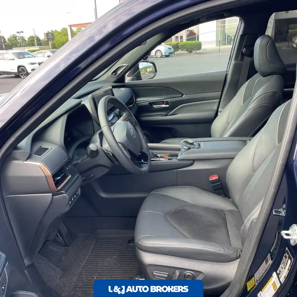 2024 Toyota Grand Highlander Hybrid MAX Platinum