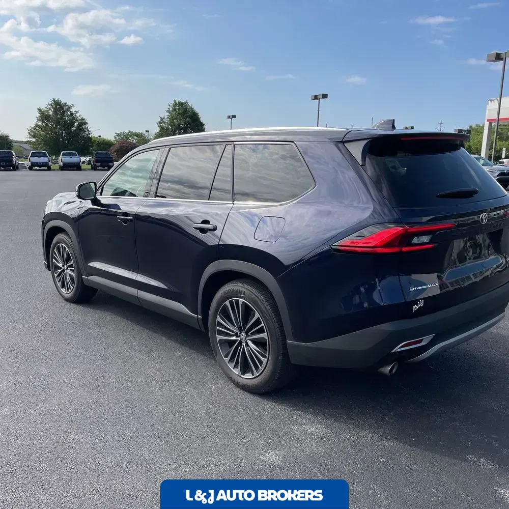 2024 Toyota Grand Highlander Hybrid MAX Platinum