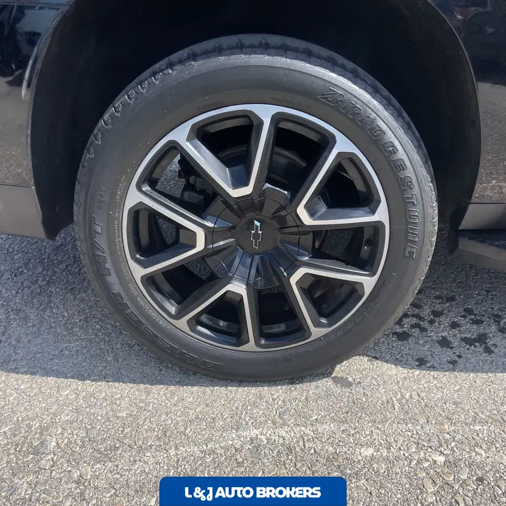 2021 Chevrolet Suburban RST