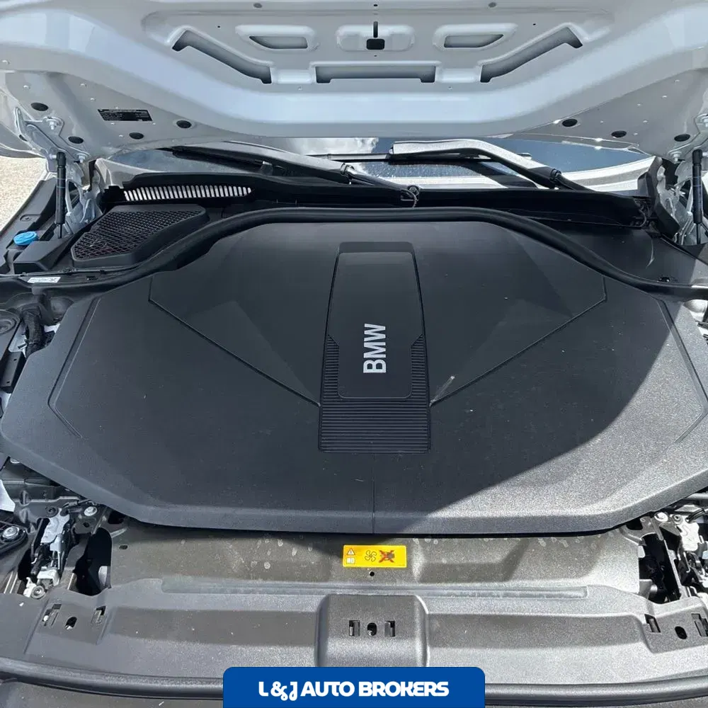 2025 BMW i5 xDrive40