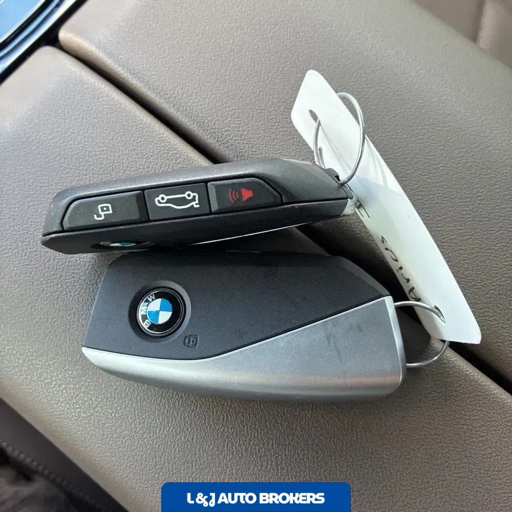 2025 BMW i5 xDrive40