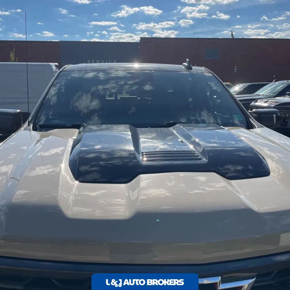 2023 Chevrolet Silverado 1500 ZR2