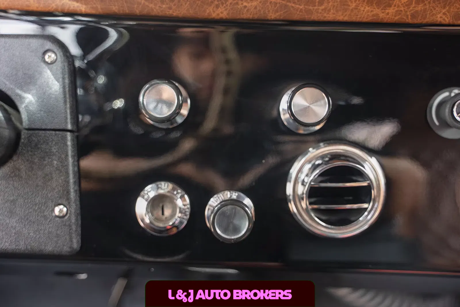 1973 Ford Bronco Restomod