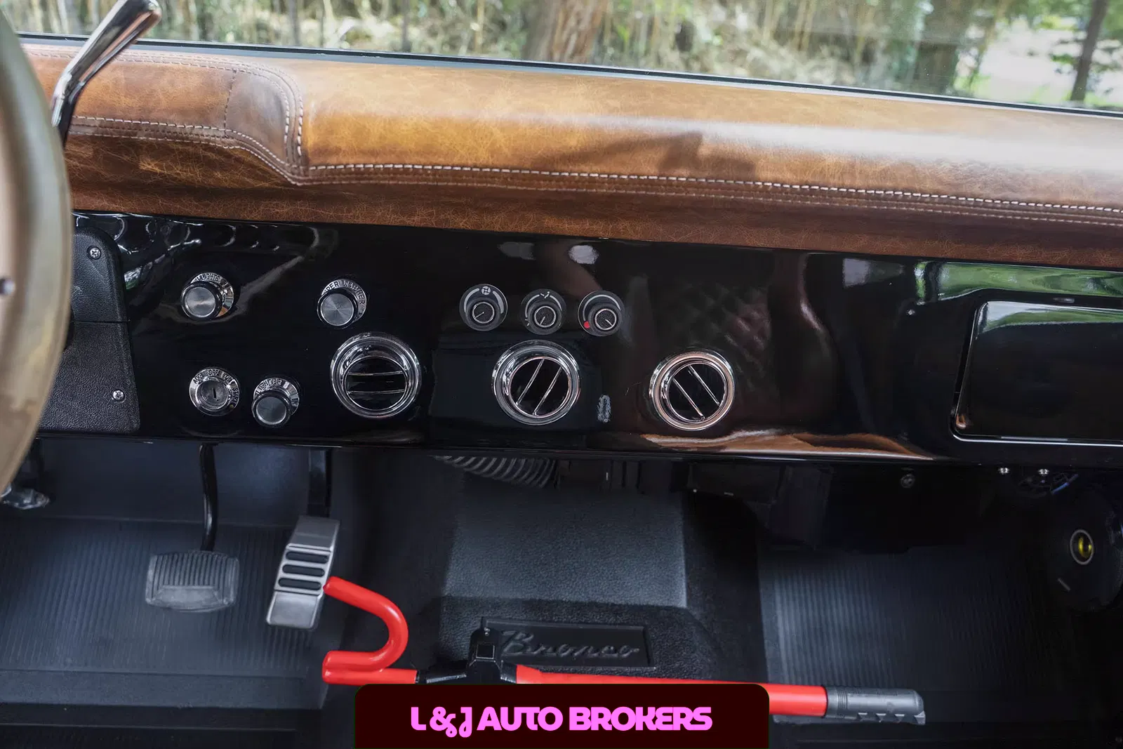 1973 Ford Bronco Restomod