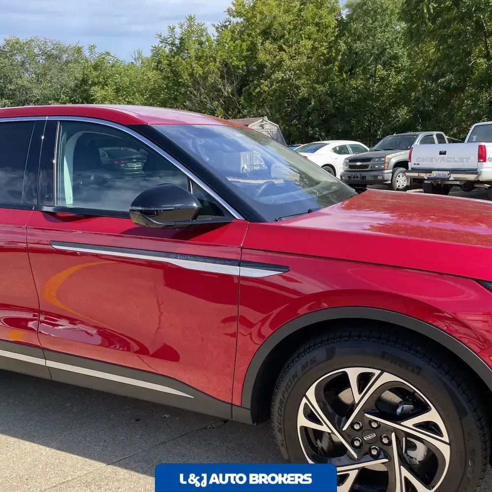 2024 Lincoln Nautilus Hybrid Premiere