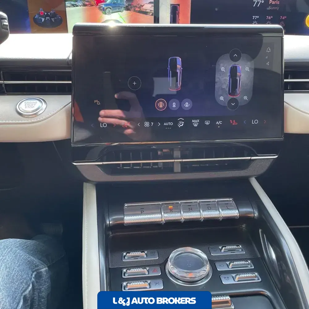 2024 Lincoln Nautilus Hybrid Premiere