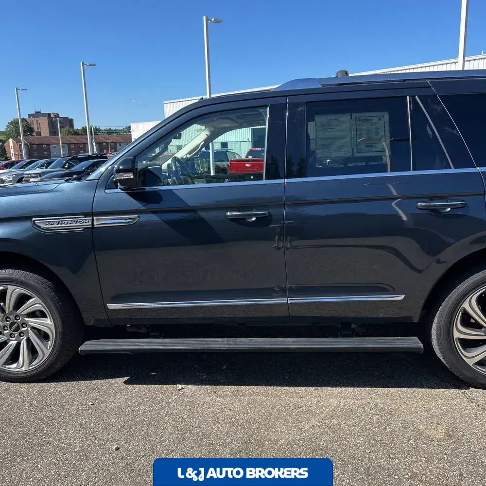 2024 Lincoln Navigator Reserve