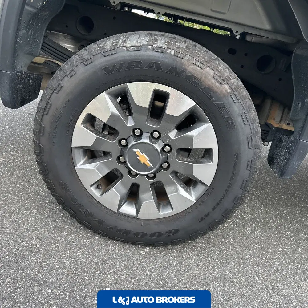 2024 Chevrolet Silverado 2500HD Custom