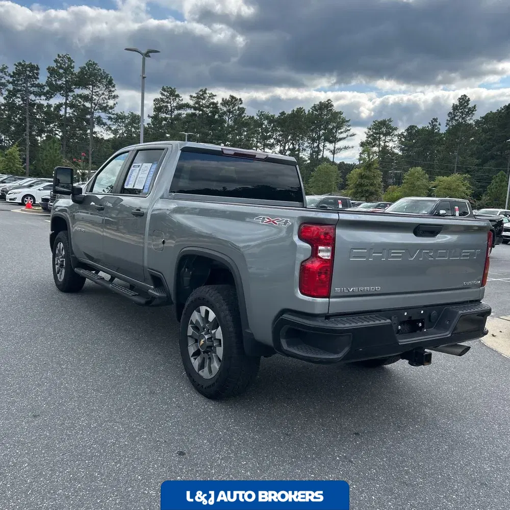 2024 Chevrolet Silverado 2500HD Custom