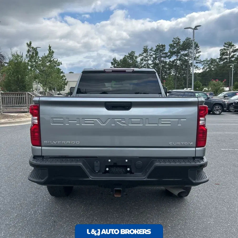 2024 Chevrolet Silverado 2500HD Custom