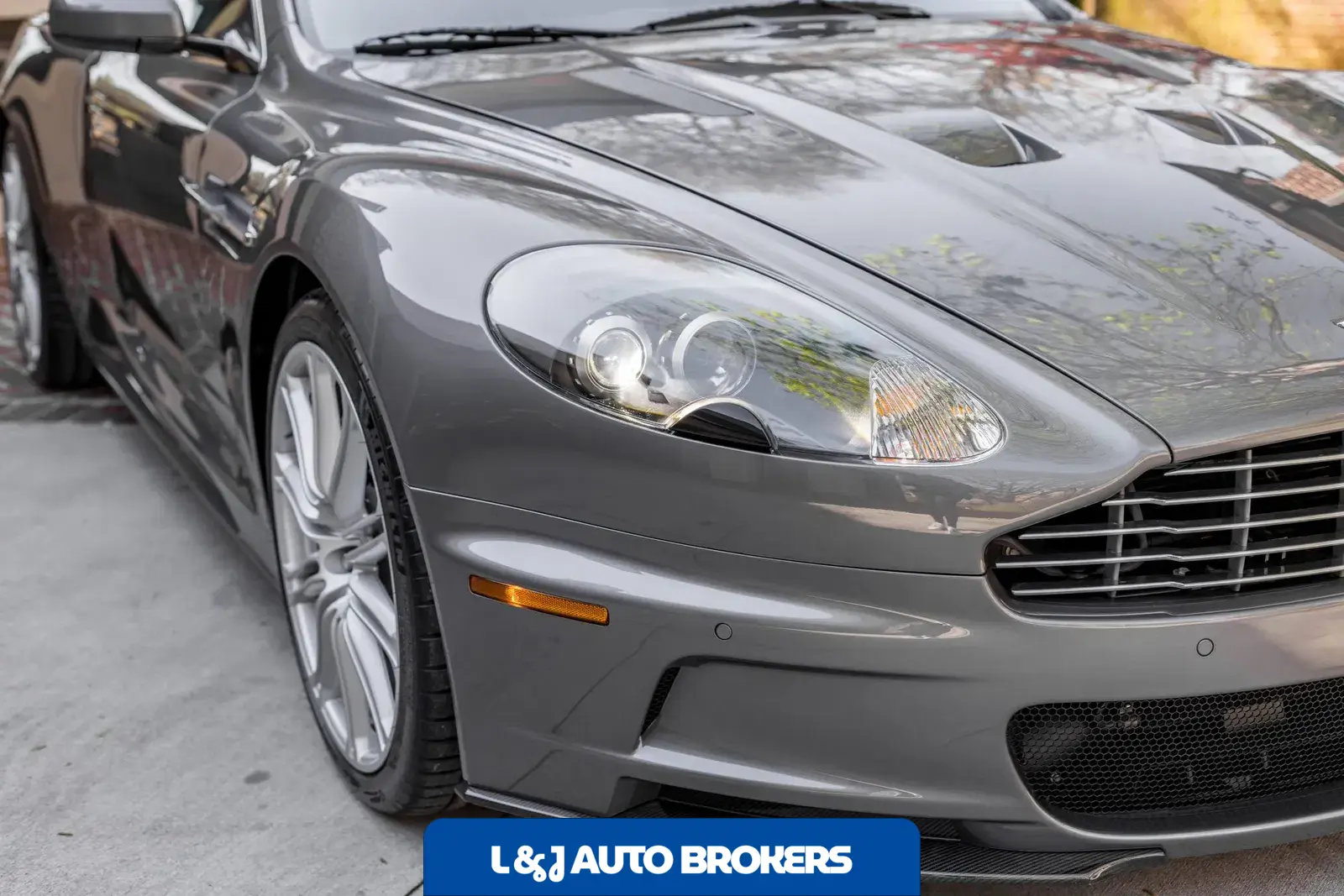 2009 Aston Martin DBS 6-Speed