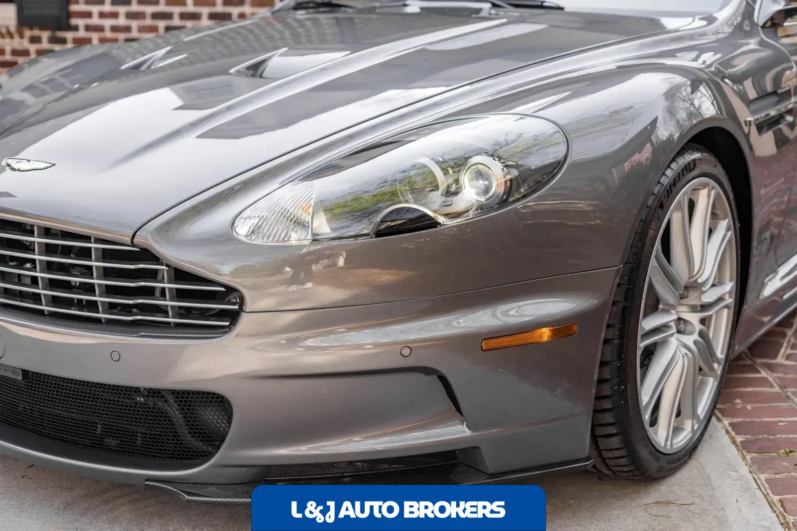2009 Aston Martin DBS 6-Speed