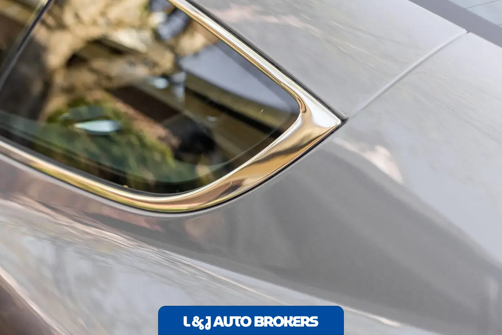 2009 Aston Martin DBS 6-Speed