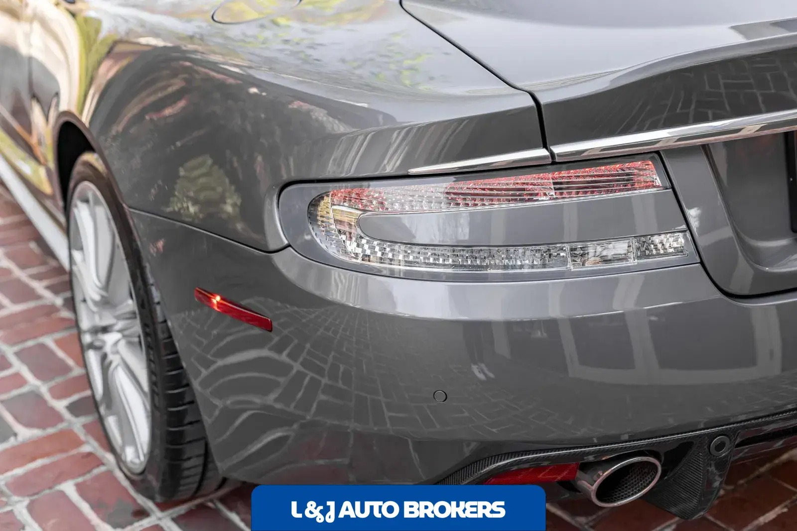 2009 Aston Martin DBS 6-Speed