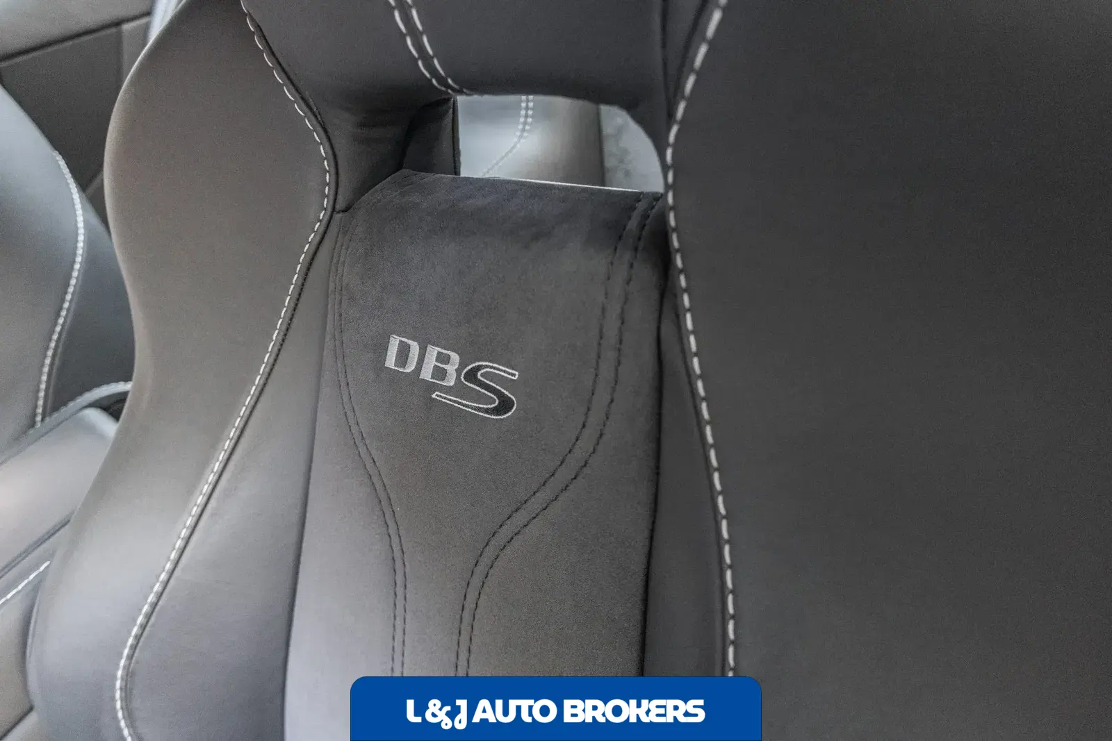 2009 Aston Martin DBS 6-Speed