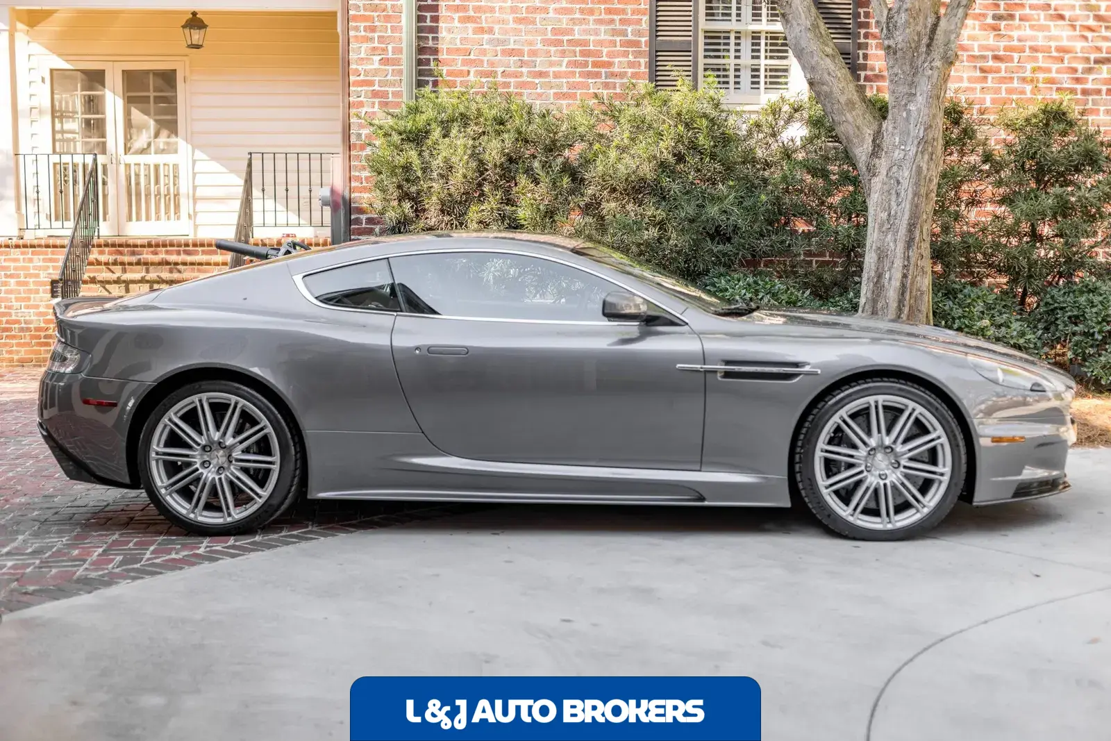 2009 Aston Martin DBS 6-Speed