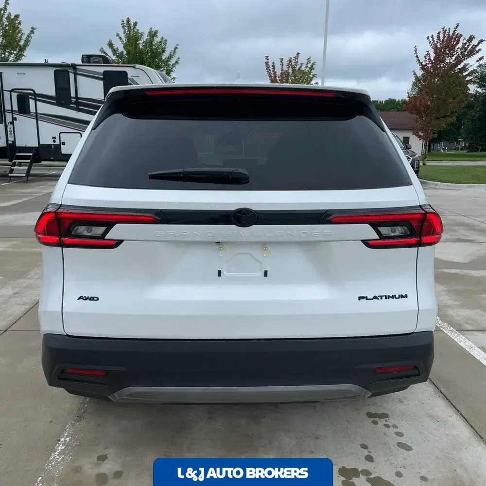 2025 Toyota Grand Highlander Platinum