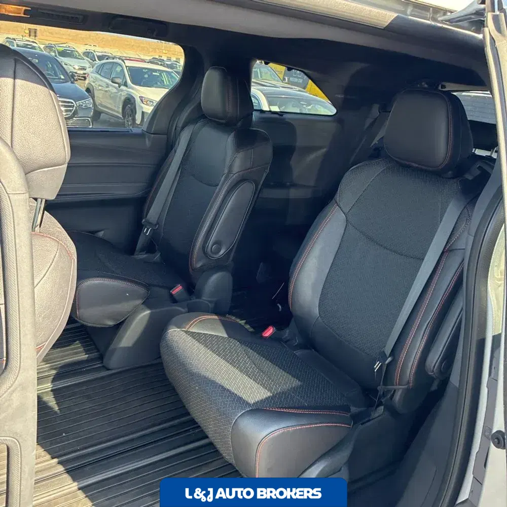 2024 Toyota Sienna XSE 7-Passenger