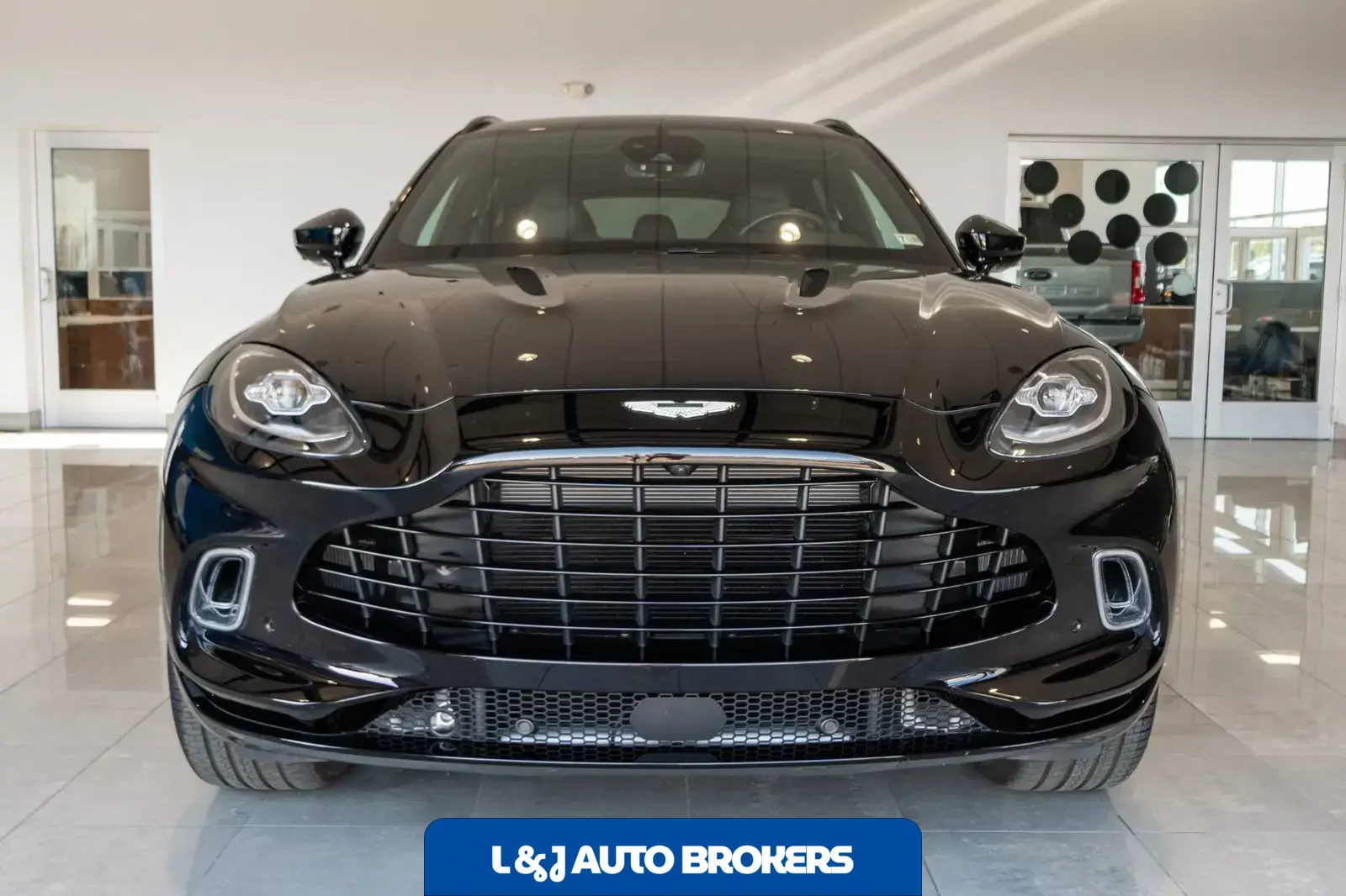 2021 Aston Martin DBX