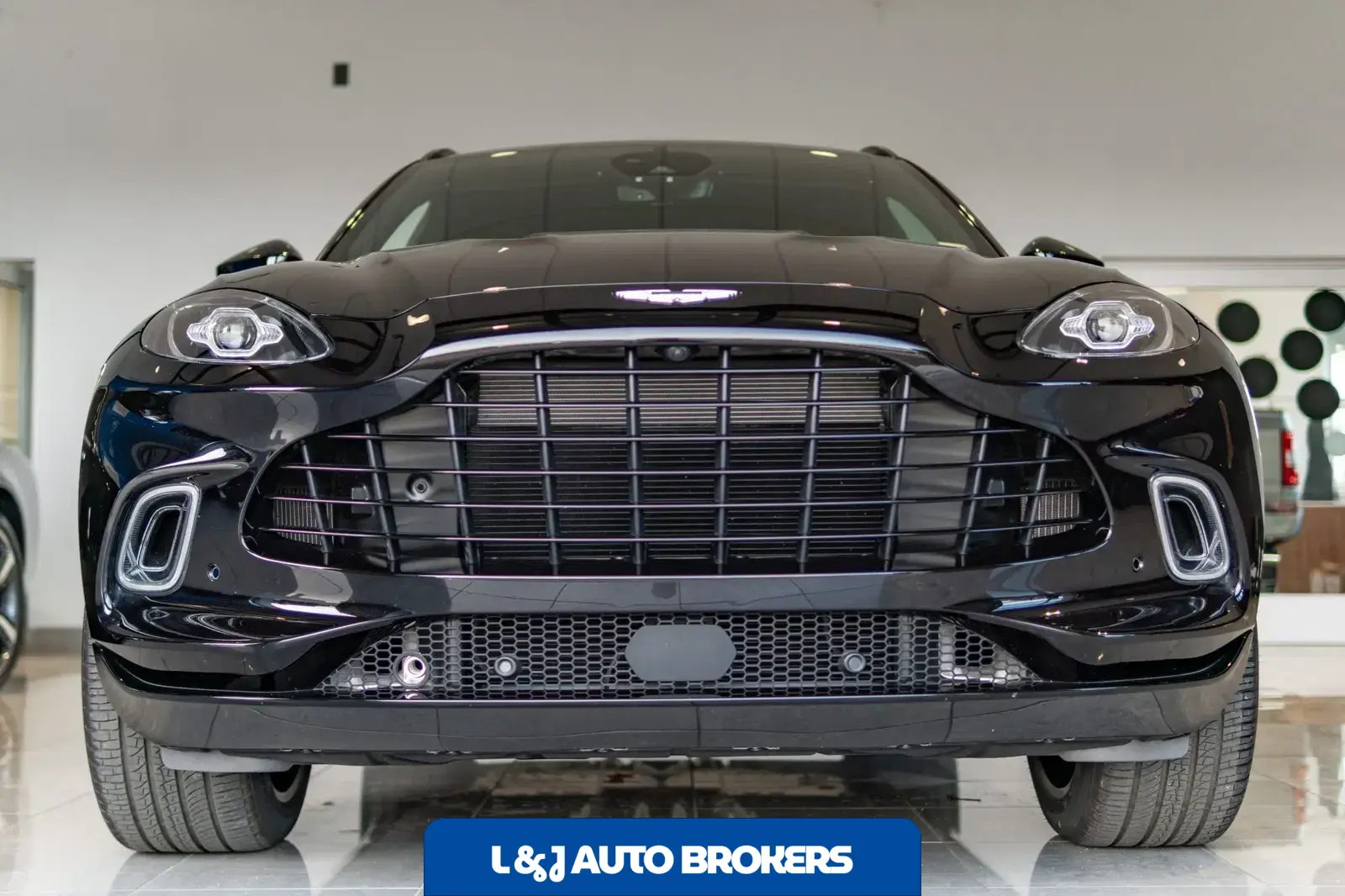 2021 Aston Martin DBX