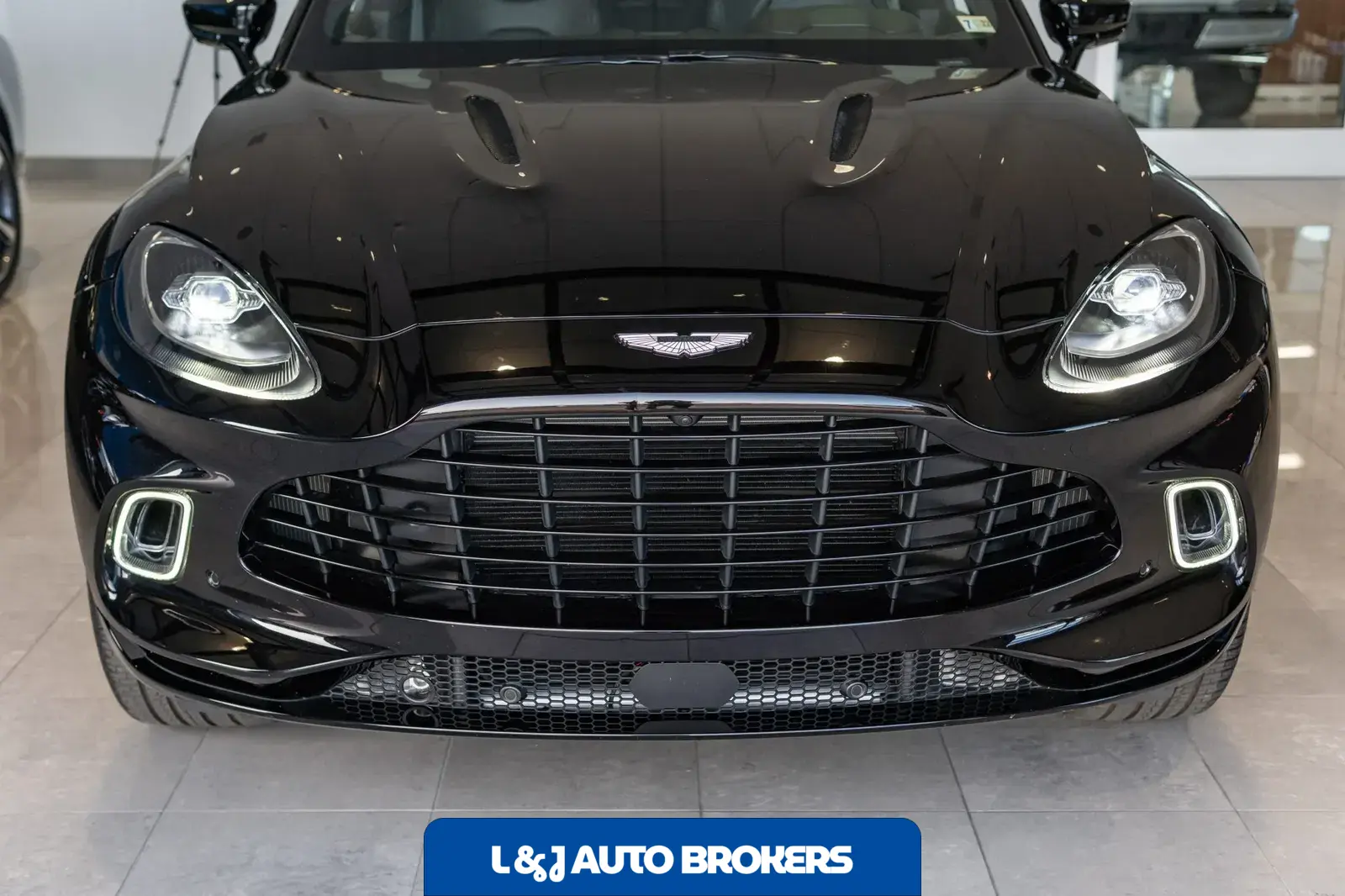 2021 Aston Martin DBX