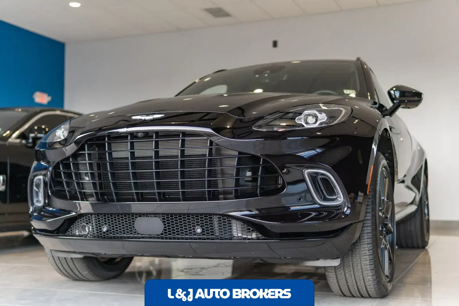 2021 Aston Martin DBX