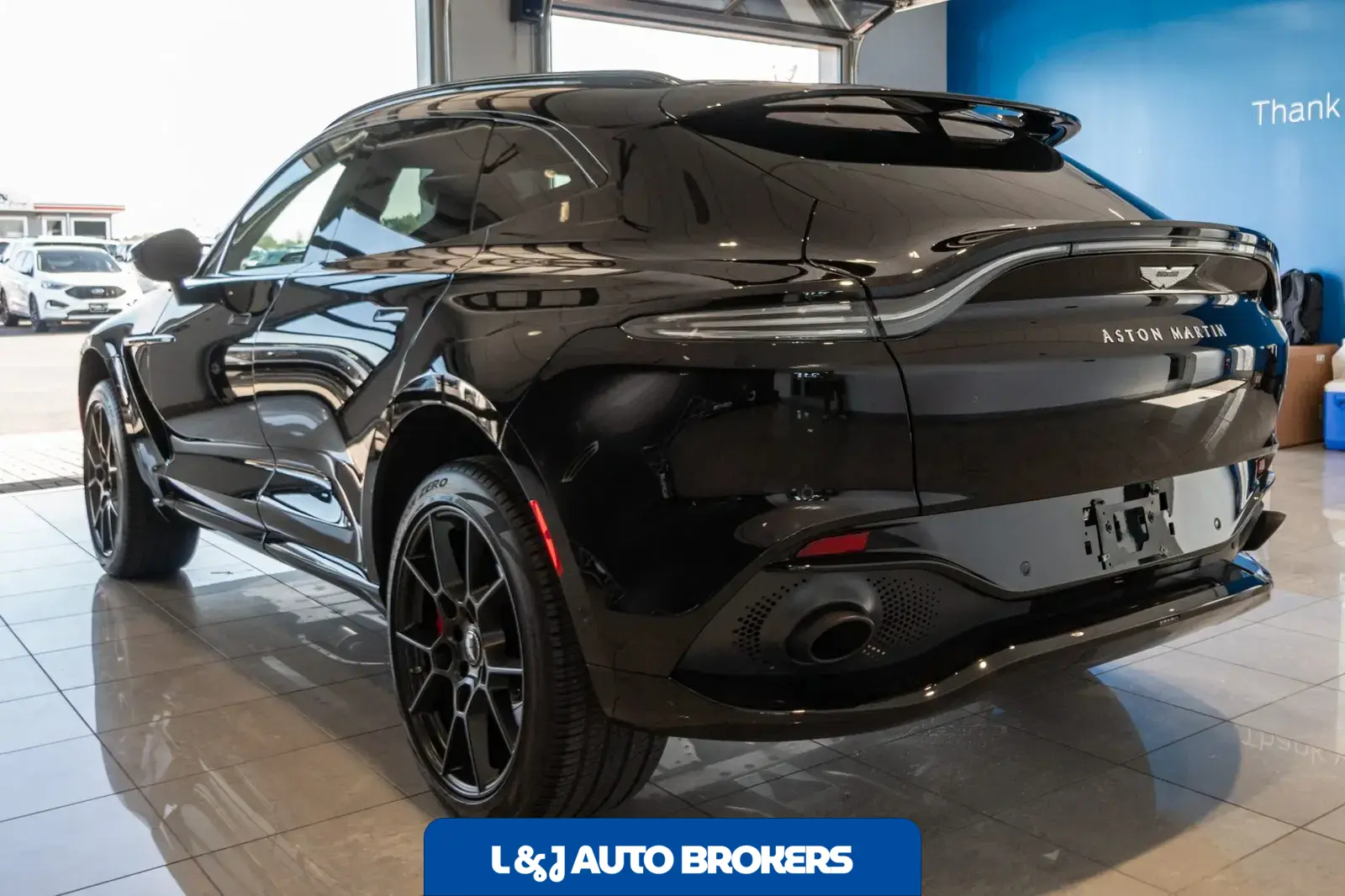 2021 Aston Martin DBX