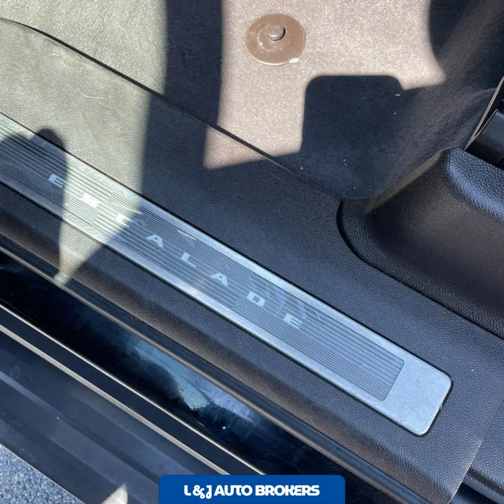 2021 Cadillac Escalade Sport