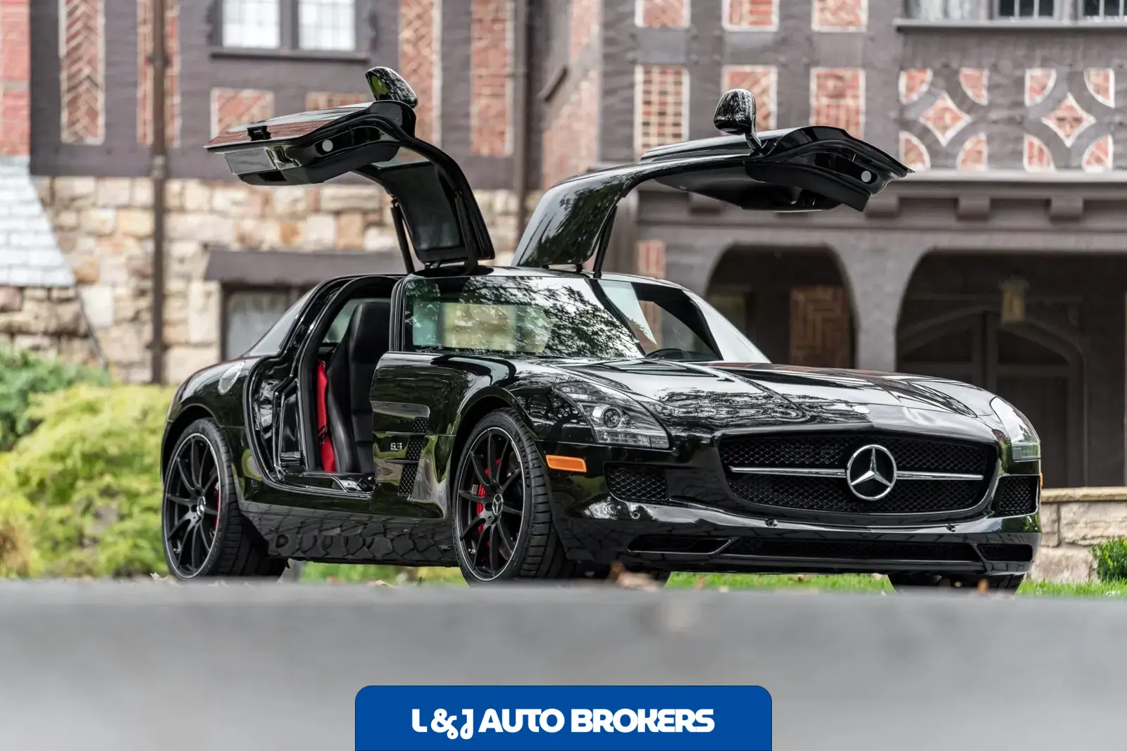 2013 Mercedes-Benz SLS AMG GT Coupe