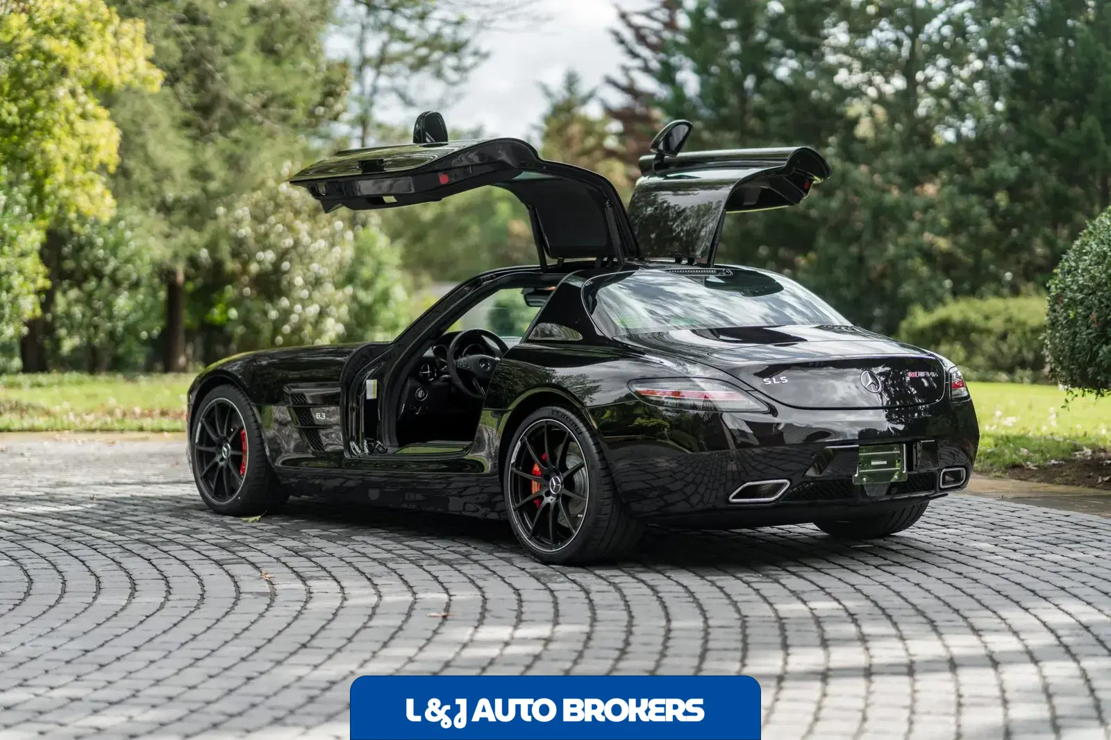 2013 Mercedes-Benz SLS AMG GT Coupe