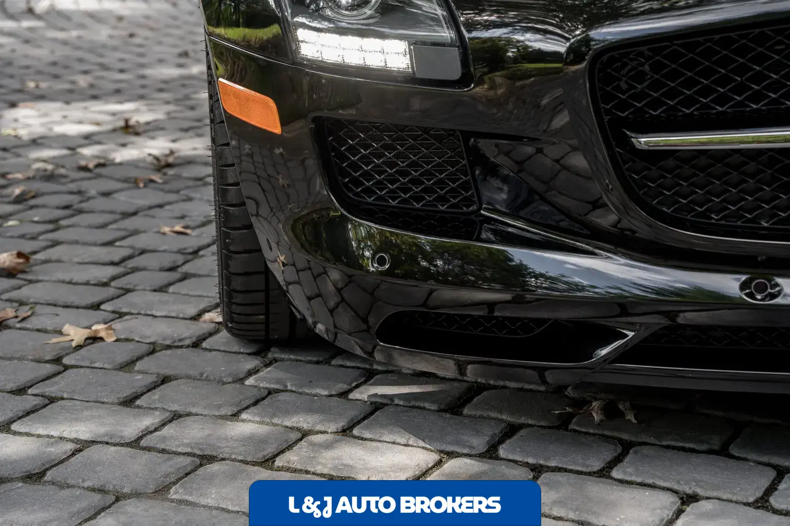 2013 Mercedes-Benz SLS AMG GT Coupe