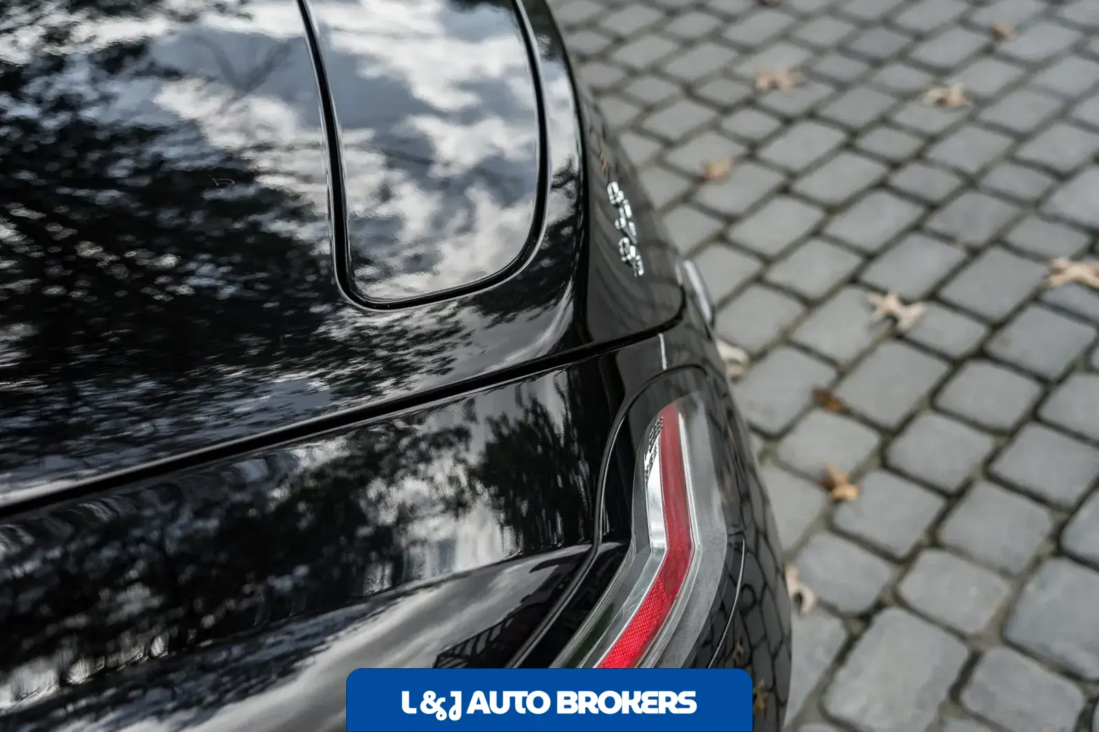 2013 Mercedes-Benz SLS AMG GT Coupe
