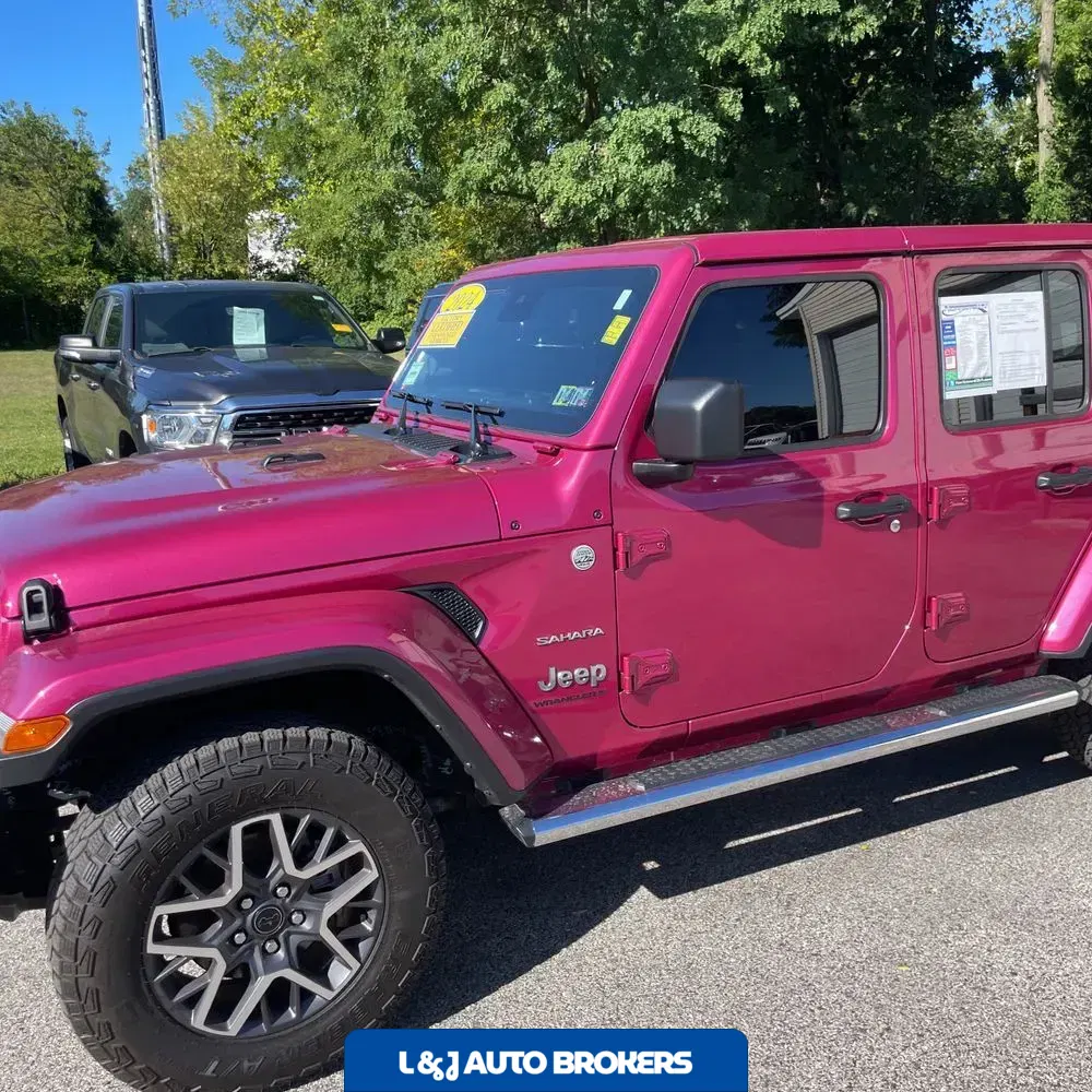2024 Jeep Wrangler Sahara