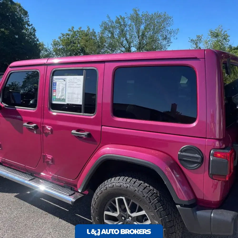 2024 Jeep Wrangler Sahara