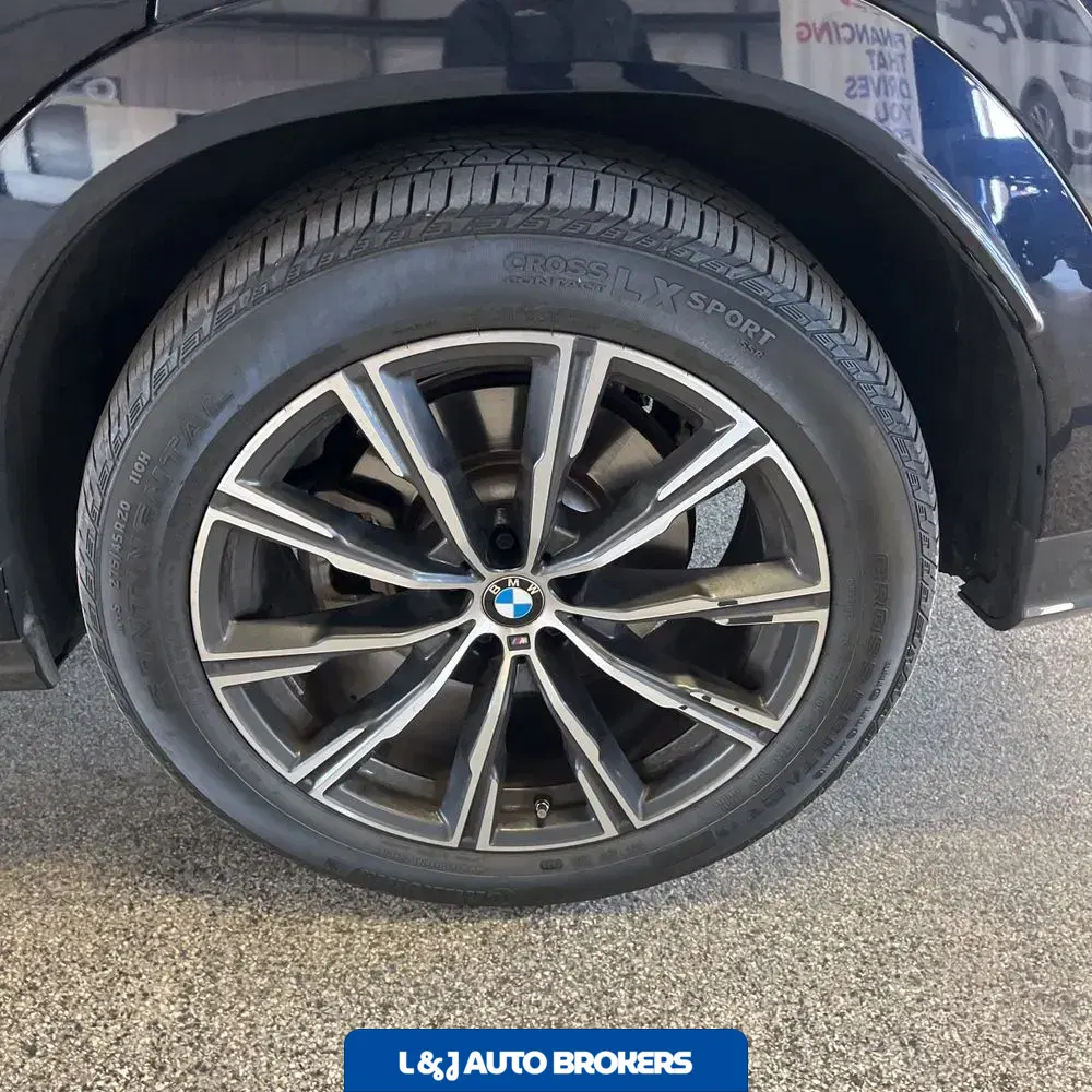 2025 BMW X6 XDrive40i