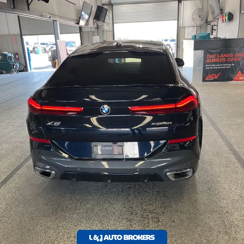 2025 BMW X6 XDrive40i