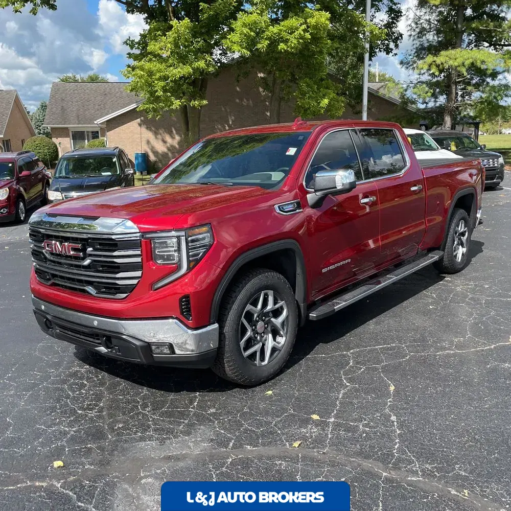 2024 GMC Sierra 1500 SLT