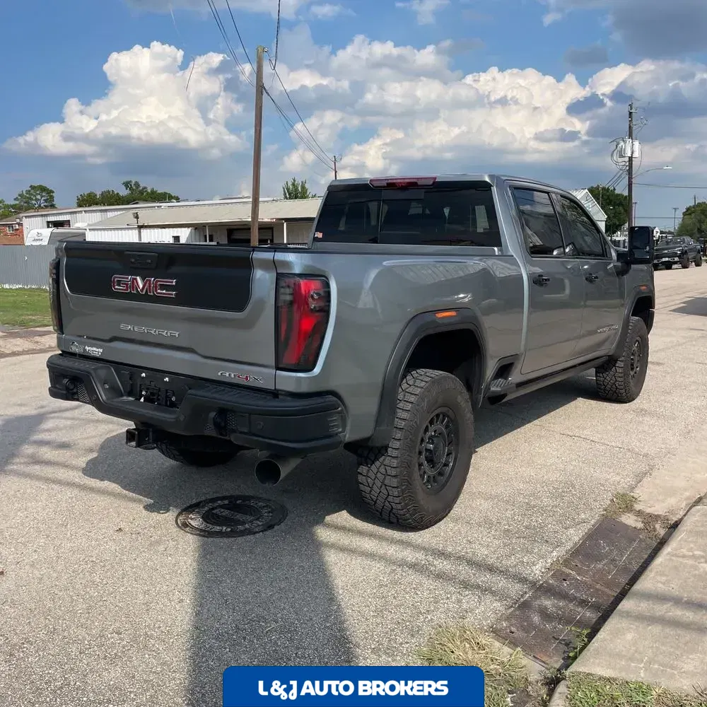 2024 GMC Sierra 2500HD AT4X