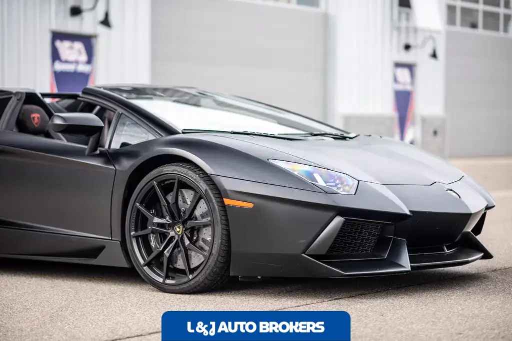 2015 Lamborghini Aventador Roadster