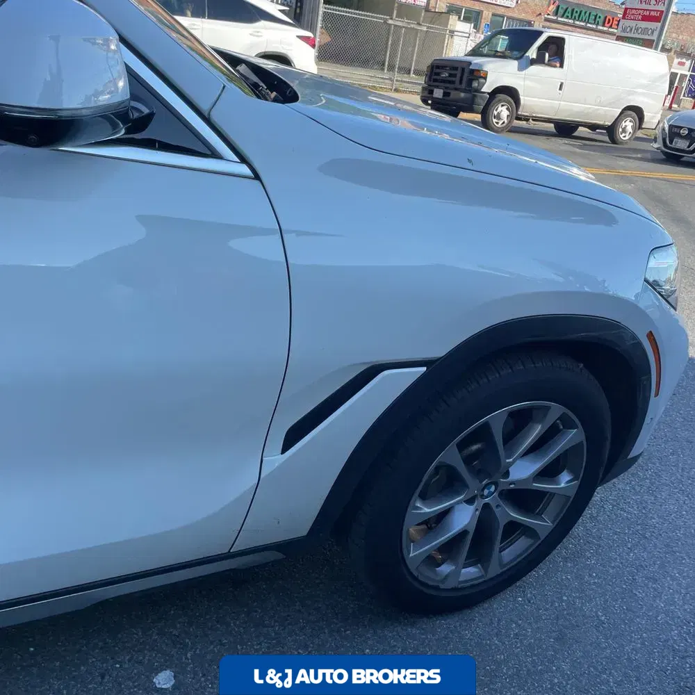 2023 BMW X6 XDrive40i